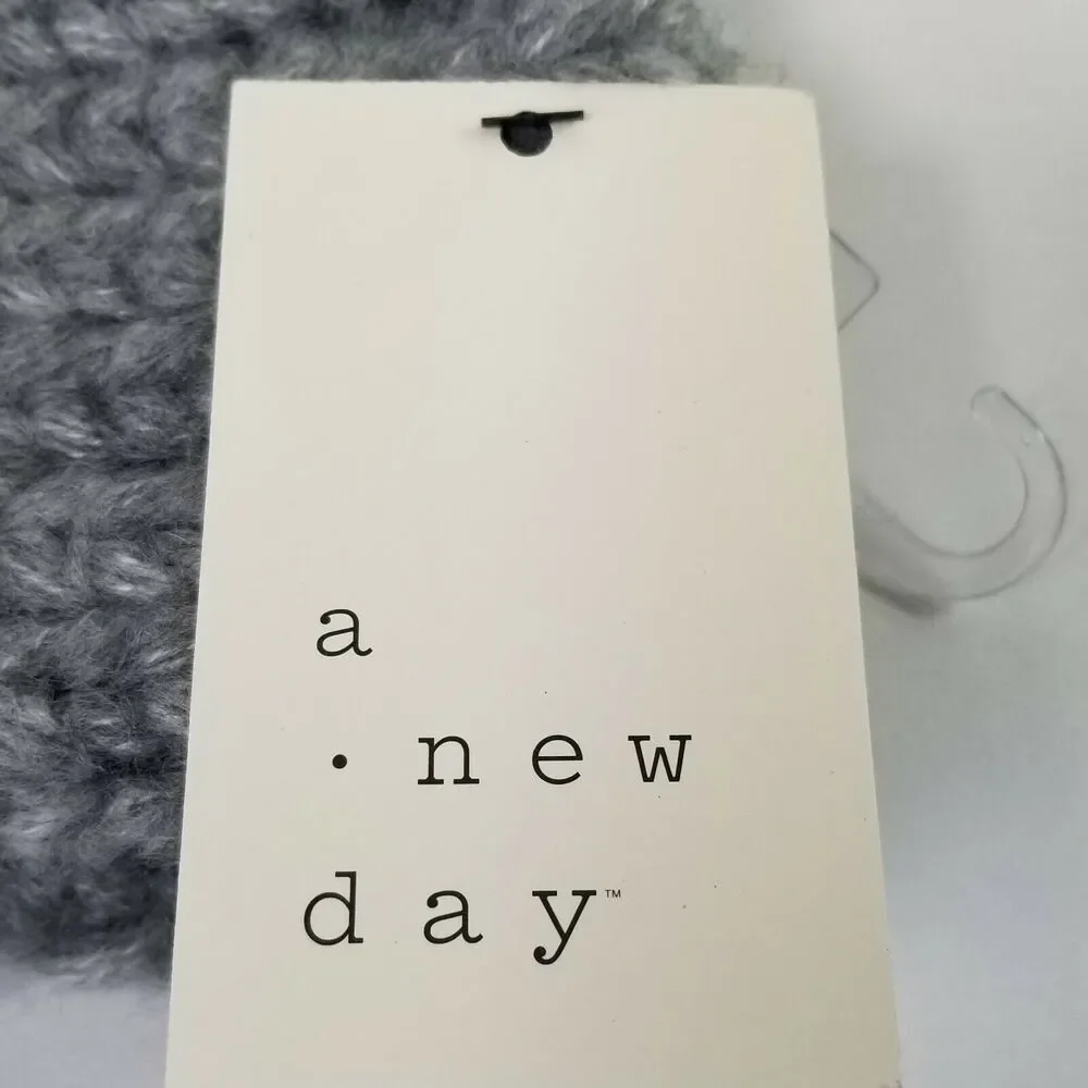 A New Day Womens Knit Crossover Headband Grey One Size NWT Hair Accessory